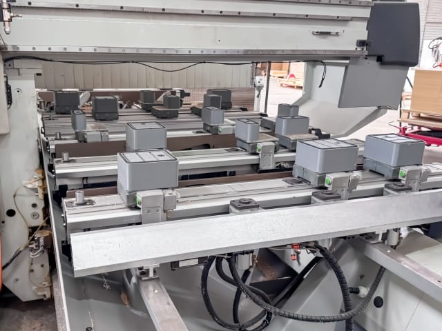 CNC Machine Centres For Routing, Drilling And Edgebanding. BIESSE ROVER A 1332 ATS EDGE
