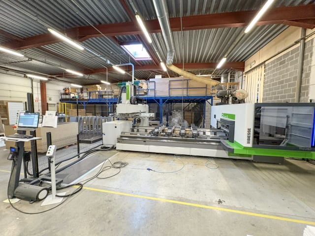 Centre d'usinage 5 axes BIESSE ROVER A - SYNCHRO