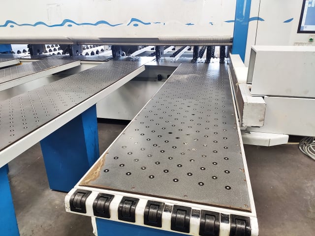 자동 로딩 패널 톱 HOLZMA HPL 510/43/22/X