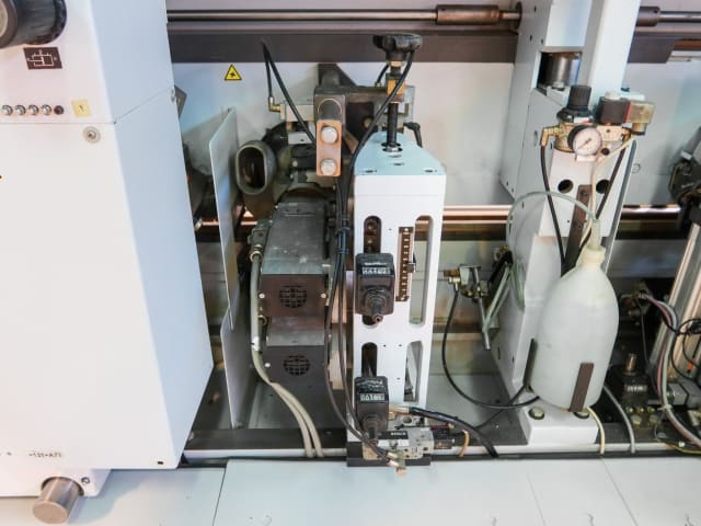 Máquina De Colar Bordos Simples HOMAG KAR 310/9/A20/S2