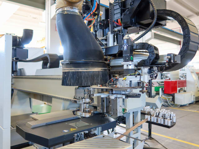 Centre De Placage De Chants BIESSE ROVER B EDGE 1950