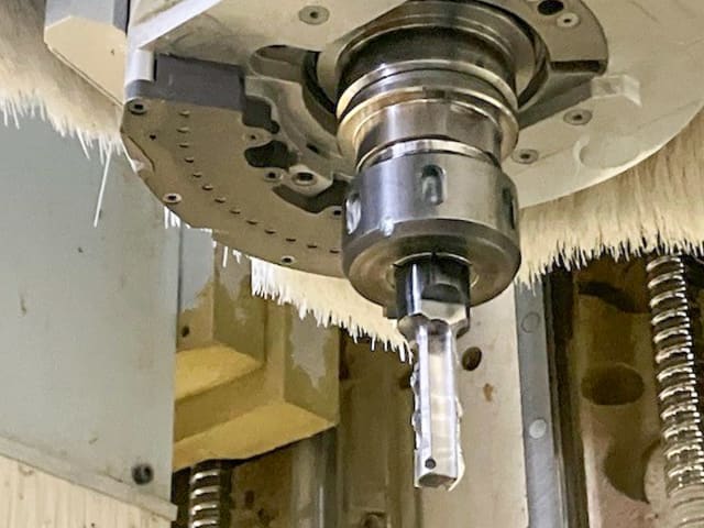 CNC Machine Centers For Routing, Drilling And Edgebanding. HOMAG BAZ 211/VENTURE 20L