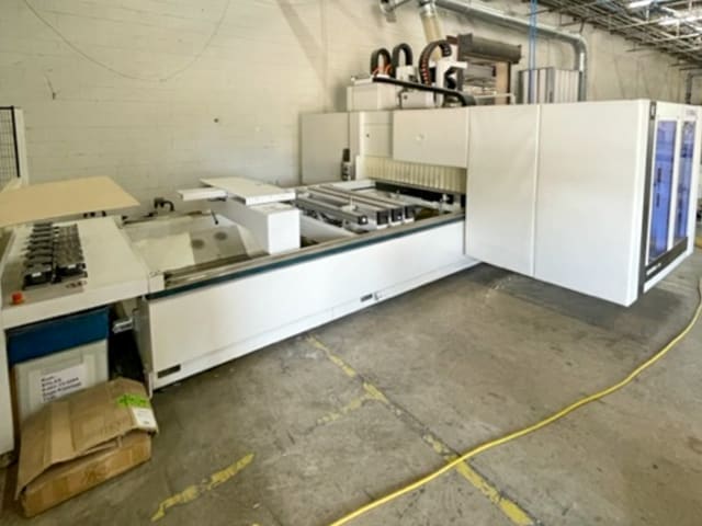 Centro di lavoro a Bordare HOMAG CENTATEQ E-310