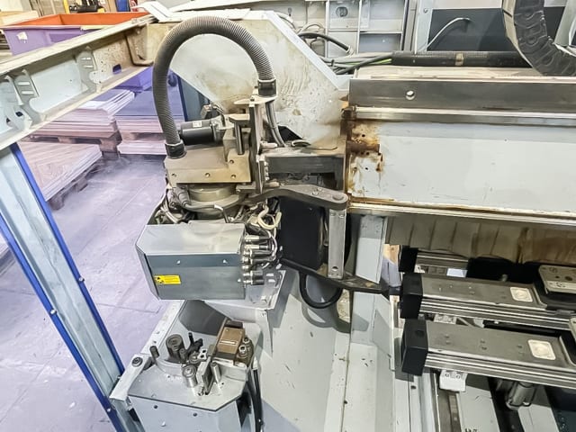 Bearbeitungszentrum mit Kantenverleimung HOMAG BMG311 VENTURE320XXL