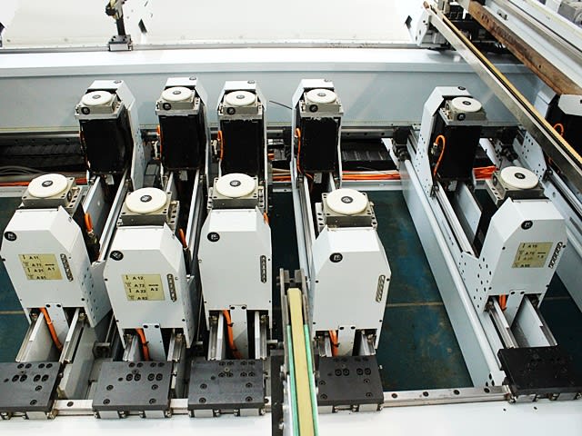 Durchlaufbohr- und Dübeleintreibanlage WEEKE + BARGSTEDT PROFILINE BST 750; P TTL401/12