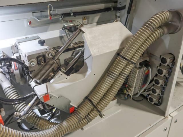 Einseitige Kantenanleimmaschine HOLZHER STREAMER 1057