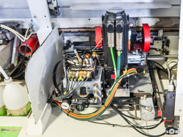 Односторонний Кромкооблицовочный Станок IMA ADVANTAGE 400L