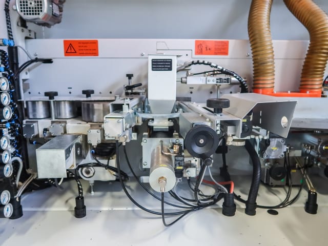 Einseitige Kantenanleimmaschine HOLZHER ARCUS 1334