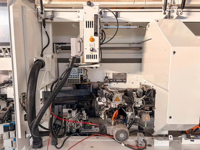 Máquina De Colar Bordos Simples HOMAG KDF 860 C