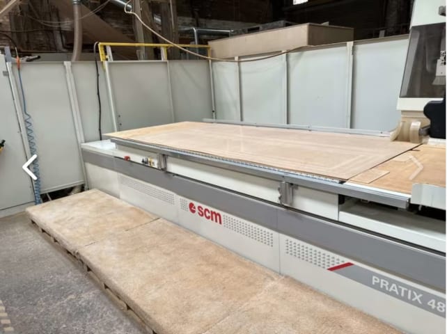 Centre d'usinage avec table NESTING SCM PRATIX 48 NST