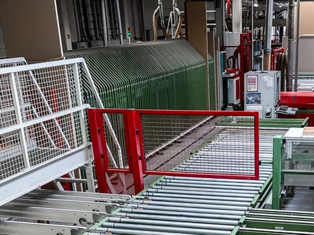 Depósito Vertical RWG VERTICAL STORAGE