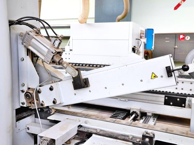 Linie Formatyzująco - Okleinowujące HOMAG KF 20/22/PU/30