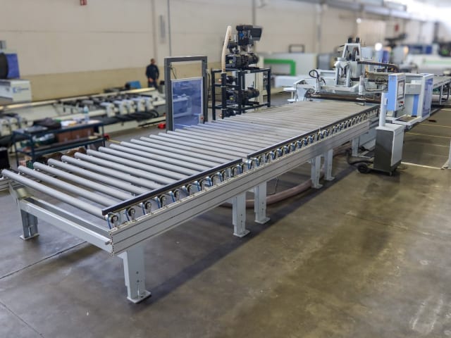 네스팅 작업대가 있는 머시닝 센터 WEEKE BHP 200 / VANTAGE 714