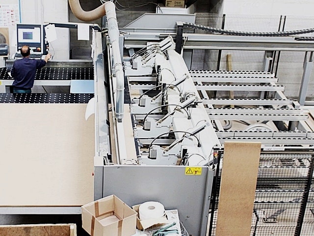 Scie À Panneaux À Chargement Automatique SELCO WNT 610
