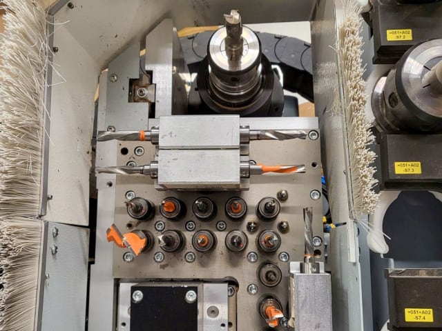 Vertikale CNC-Bohrmaschine WEEKE BHX 055