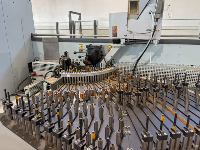 Kantenanleimmaschine Charge 1 HOMAG PROFI KFL 350/11/A3/WZ14