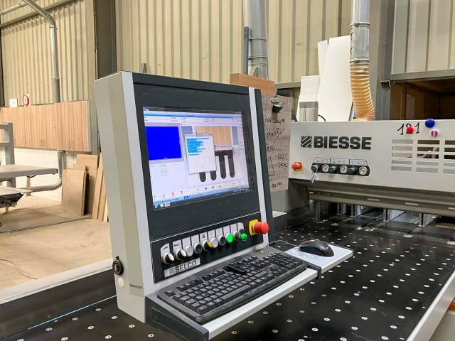 Scie À Panneaux À Chargement Frontal BIESSE SELCO SK 4