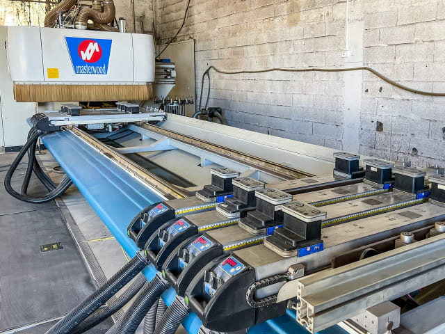 Centro di lavoro a Ventose MASTERWOOD PROJECT 423 L