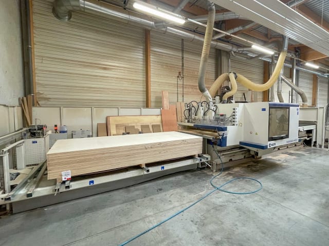 5 Axis CNC Routers MORBIDELLI M400 CELL