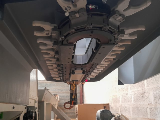 네스팅 작업대가 있는 머시닝 센터 BIESSE ROVER G 714