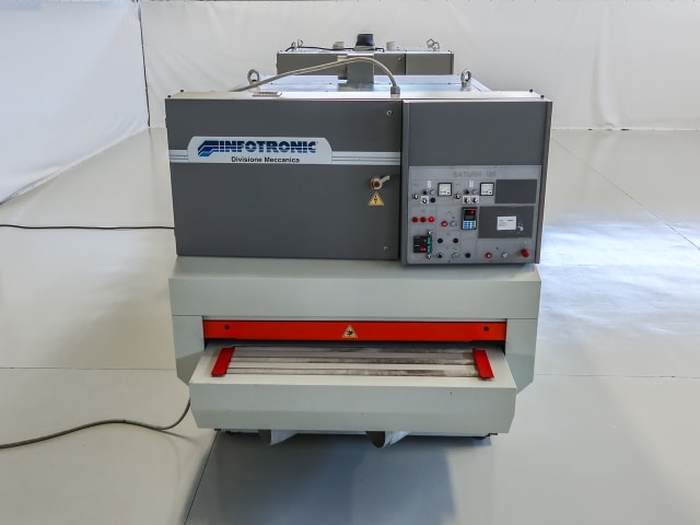 Linha De Calibragem E Lixamento INFOTRONIC I.SATURN 135 RK