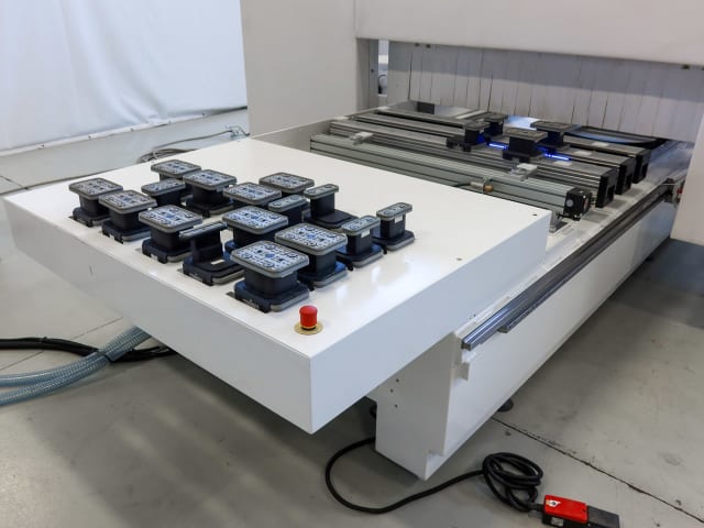 5 Axis CNC Routers HOMAG CENTATEQ P-110 - BMG110