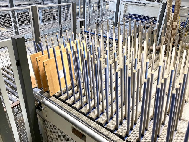 钻孔与嵌入生产线 PRIESS BAT-DTW-CNC