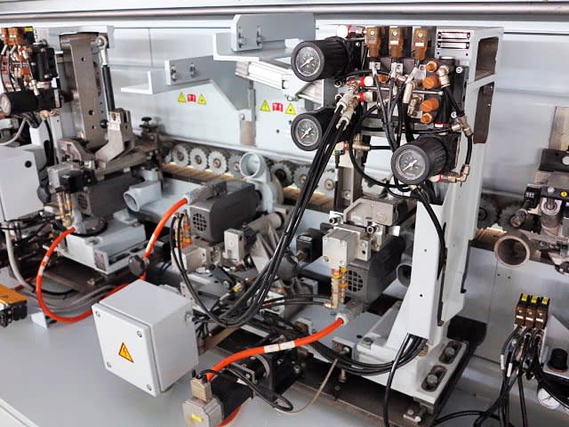 Einseitige Kantenanleimmaschine BRANDT KDF 770