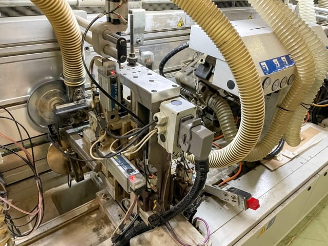 Односторонний Кромкооблицовочный Станок BIESSE ROXYL 6.0