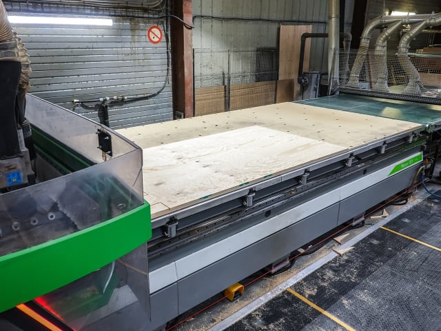Centro di lavoro con piano NESTING BIESSE ROVER G 7.14