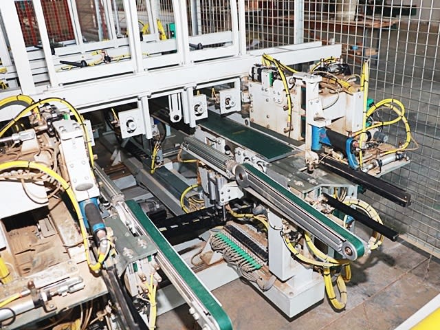 Cnc Machine Centres For Window And Doors AMS LINEA ASS./ACC.TELAI