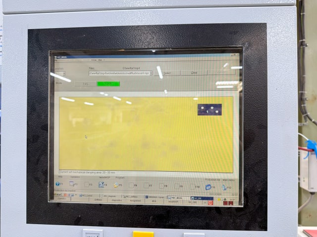Pionowe Centra Obróbcze WEEKE BHX 050