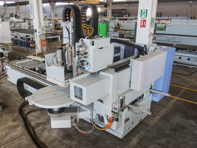 에지 밴딩 머시닝 센터 HOMAG BMG 311 VENTURE 320 L