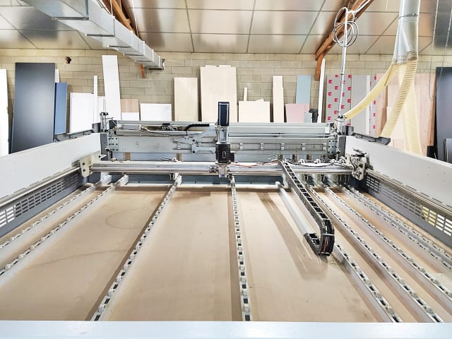 Front Loading Beam Panel Saws SELCO EB 75