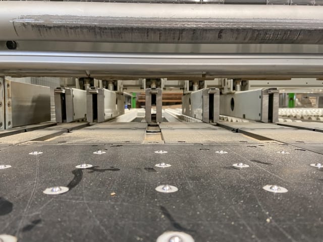Scie À Panneaux À Chargement Automatique SELCO EBT 108