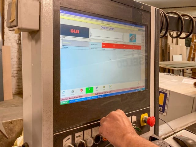 前上料裁板锯机 BIESSE SEKTOR 450