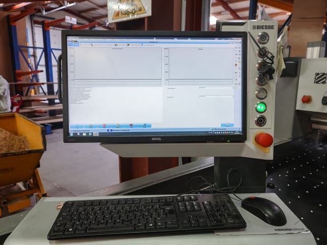Scie À Panneaux À Chargement Automatique SELCO SK 4