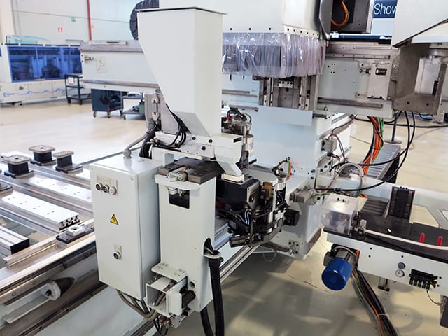 Centro di lavoro a Bordare HOMAG BAZ 211/40/K