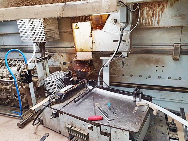 Single Sided Edgebanders HOMAG KAL 310/11/E12