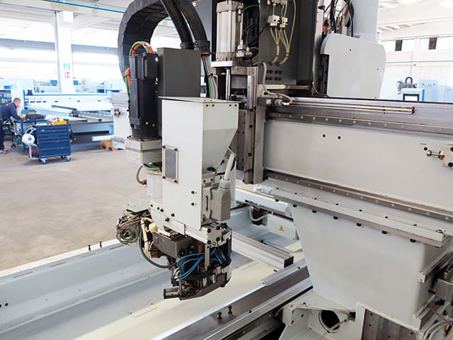 CNC Machine Centres For Routing, Drilling And Edgebanding. HOMAG BAZ 222/60/KC PROFILINE