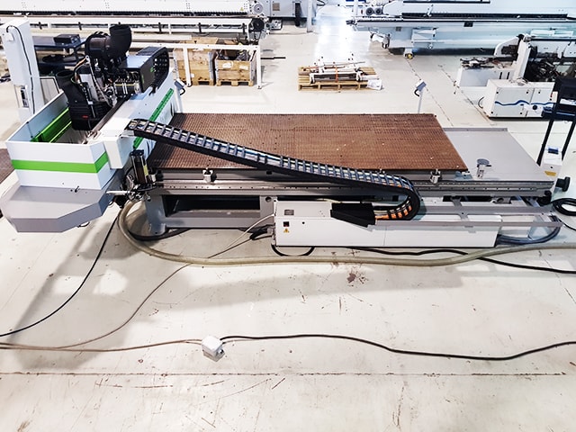 CNC Machine Center with NESTING Table BIESSE SKILL 1536 G FT