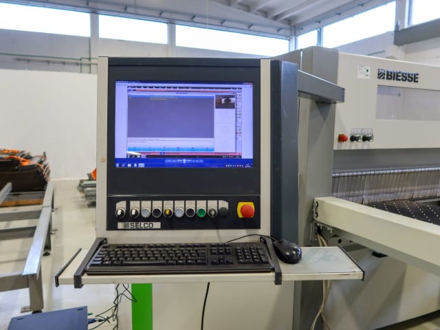 Automatic Rear Loading Panel Saws SELCO WN 610