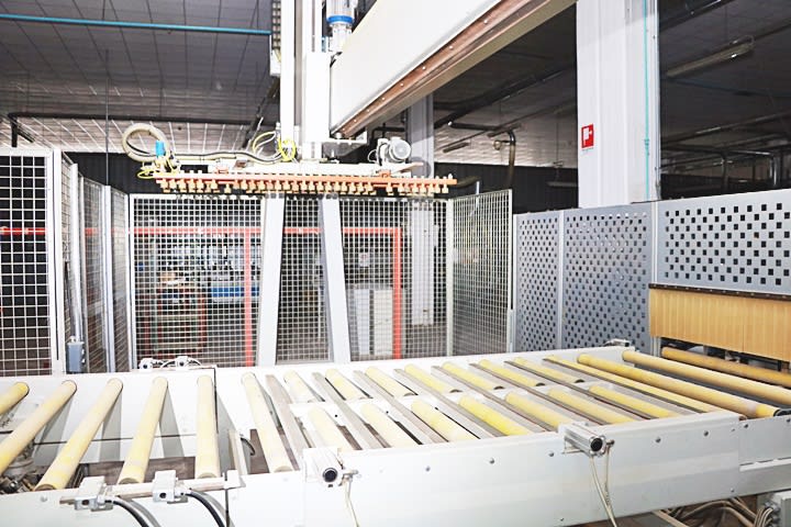 Linea di Foratura e Inserimento MASTERWOOD + AMS DOORLINE