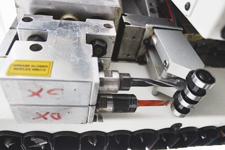 灵活钻孔 MORBIDELLI AUTHOR 912