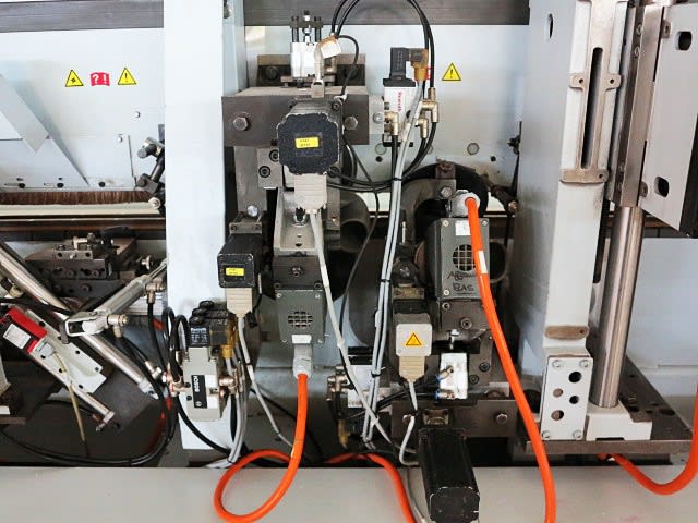 Einseitige Kantenanleimmaschine BRANDT KDF 670 PROFILINE