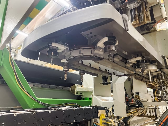 Кромкооблицовочный Обрабатывающий Центр BIESSE ROVER C 6.50