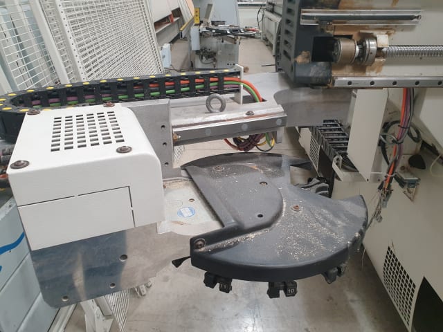 Bearbeitungszentrum mit Nestingtisch MORBIDELLI UNIVERSAL 3615