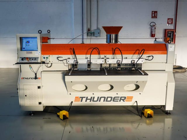 Horizontale Durchlaufbohr- und Dübeleintreibanlage VITAP THUNDER