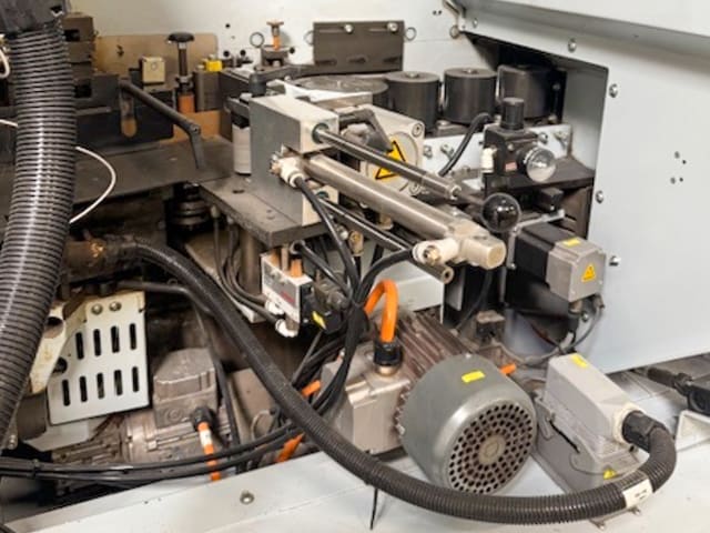 Plaqueuses De Chants Unilaterales BRANDT KDF 650