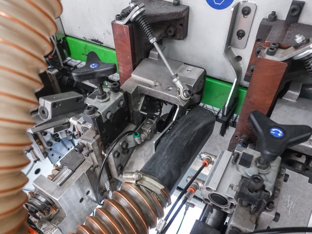 Bordatrice Singola BIESSE JADE 225